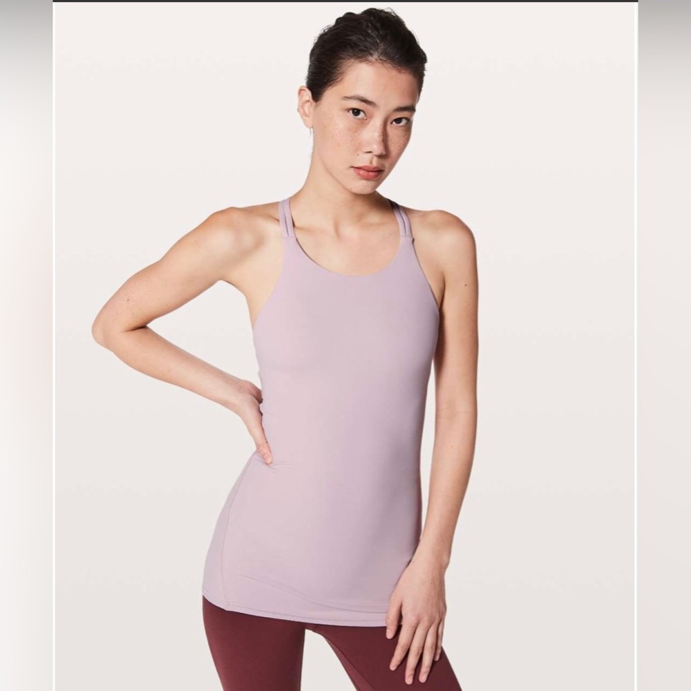 🍋 Lululemon slid with me tank top